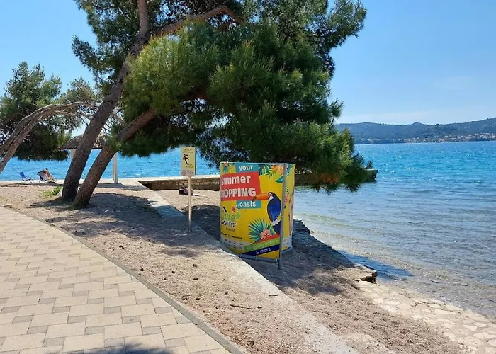 Mobile Eden Pavlov Kemp Biograd Na Moru