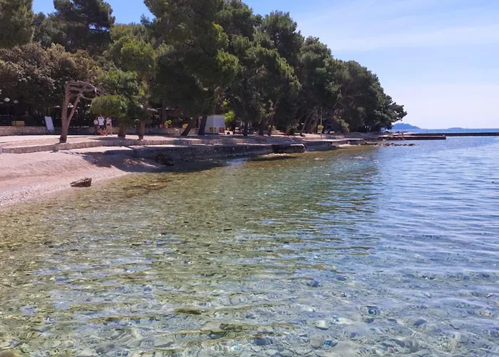 Mobile Eden Pavlov Kemp Biograd Na Moru