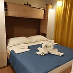 Mobile Eden Pavlov Κάμπινγκ *