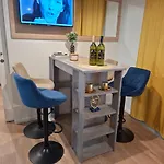 Κάμπινγκ Mobile Eden Pavlov Biograd Na Moru