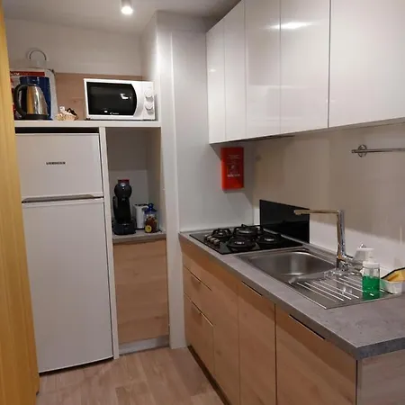 Mobile Eden Pavlov * Biograd Na Moru