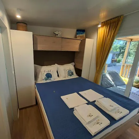 Κάμπινγκ Mobile Eden Pavlov Biograd Na Moru
