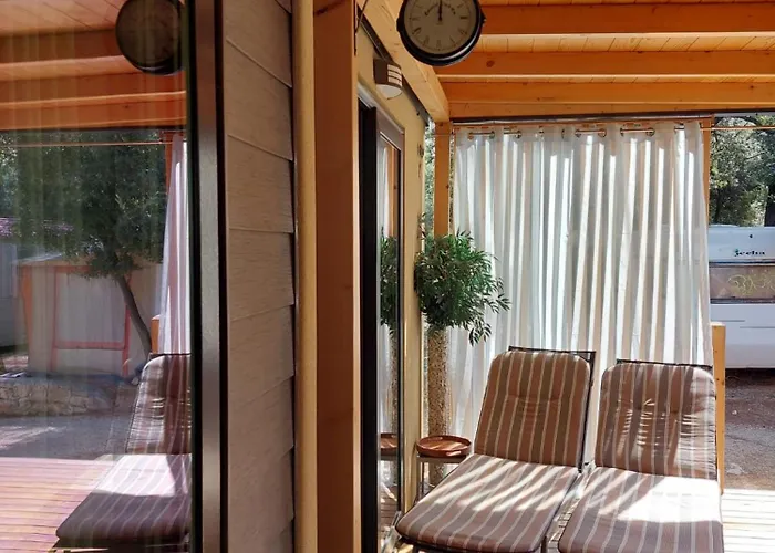 Kamp Mobile Eden Pavlov Biograd Na Moru