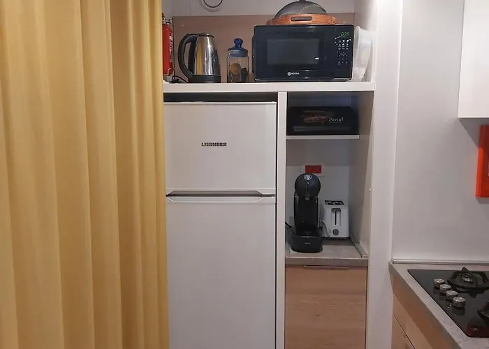 Mobile Eden Pavlov 캠프장 *